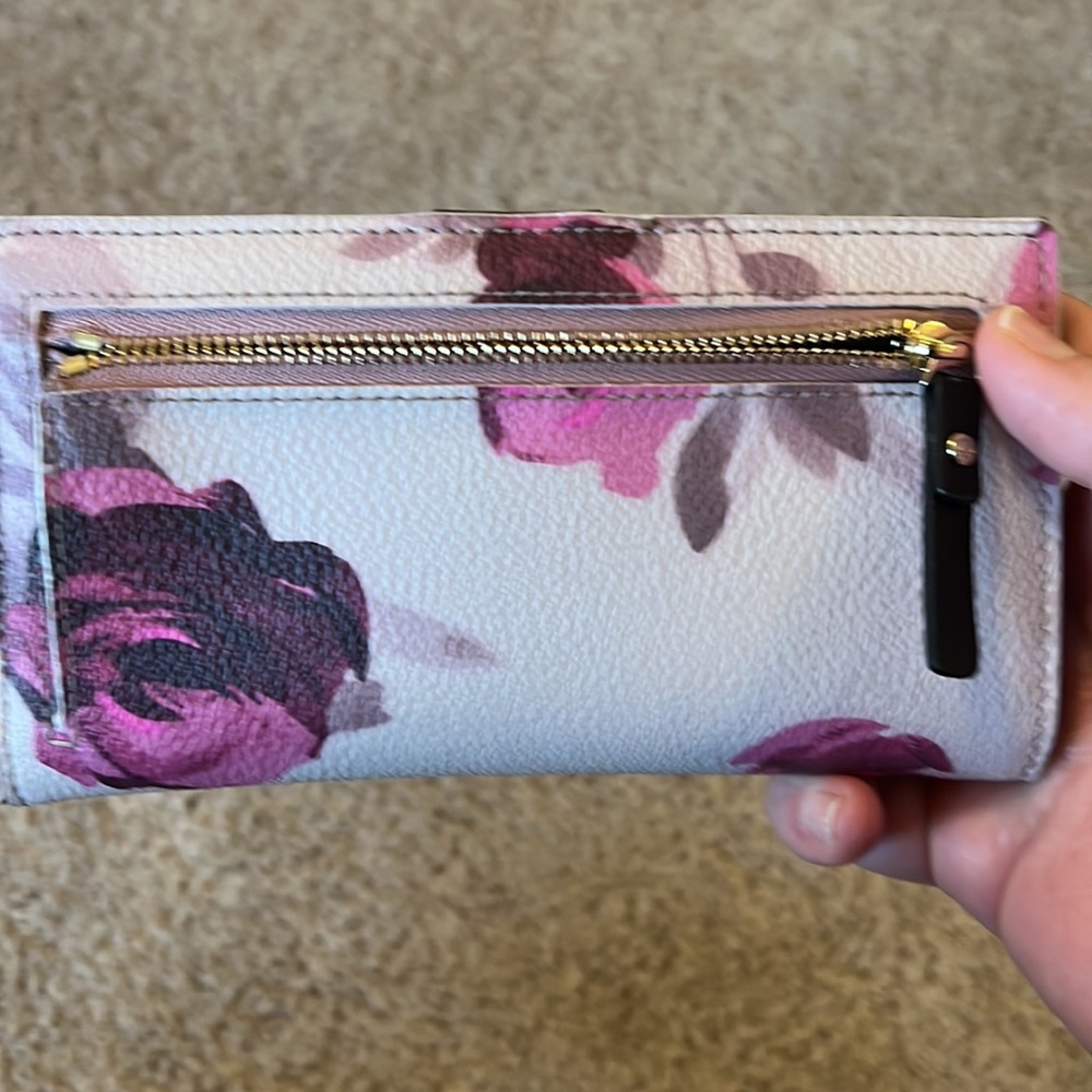 Kate Spade Wallet - Picture 2 of 3